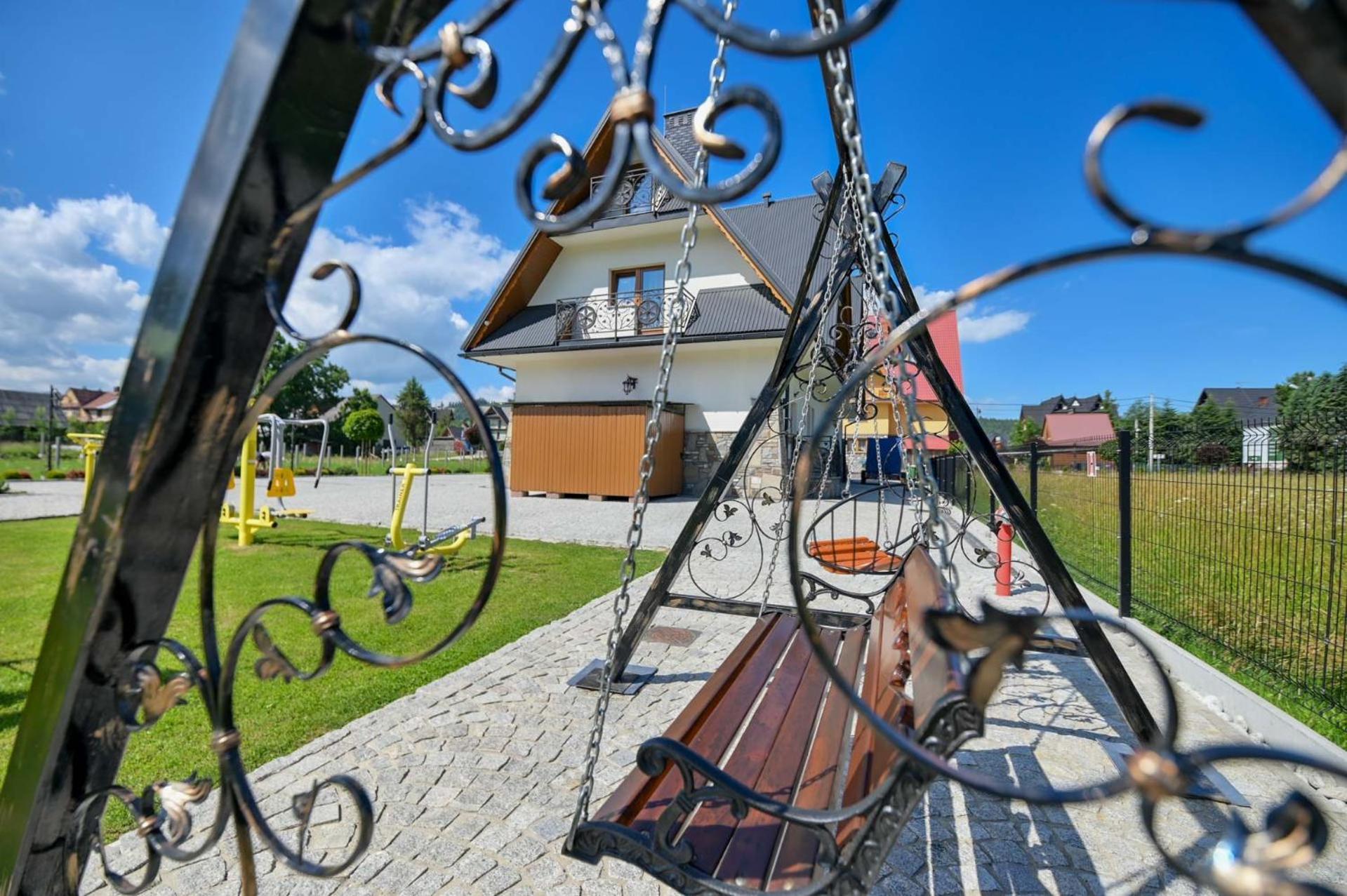 Pod Tatrami 1 - Swietna Lokalizacja - Sauna Finska Oraz Infrared I Grota Solna - Jedno Wejscie Gratis Bialka Tatrzanska Exterior photo
